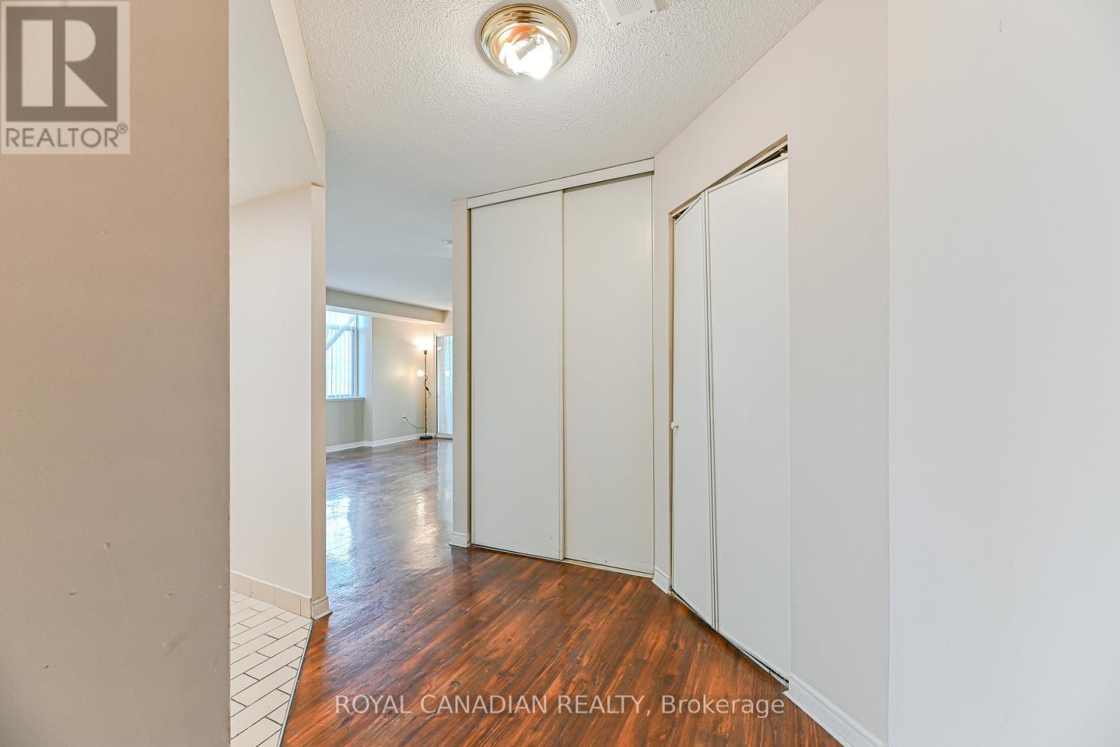 703 - 88 Alton Towers Circle, Toronto, Ontario  M1V 5C5 - Photo 7 - E13538338
