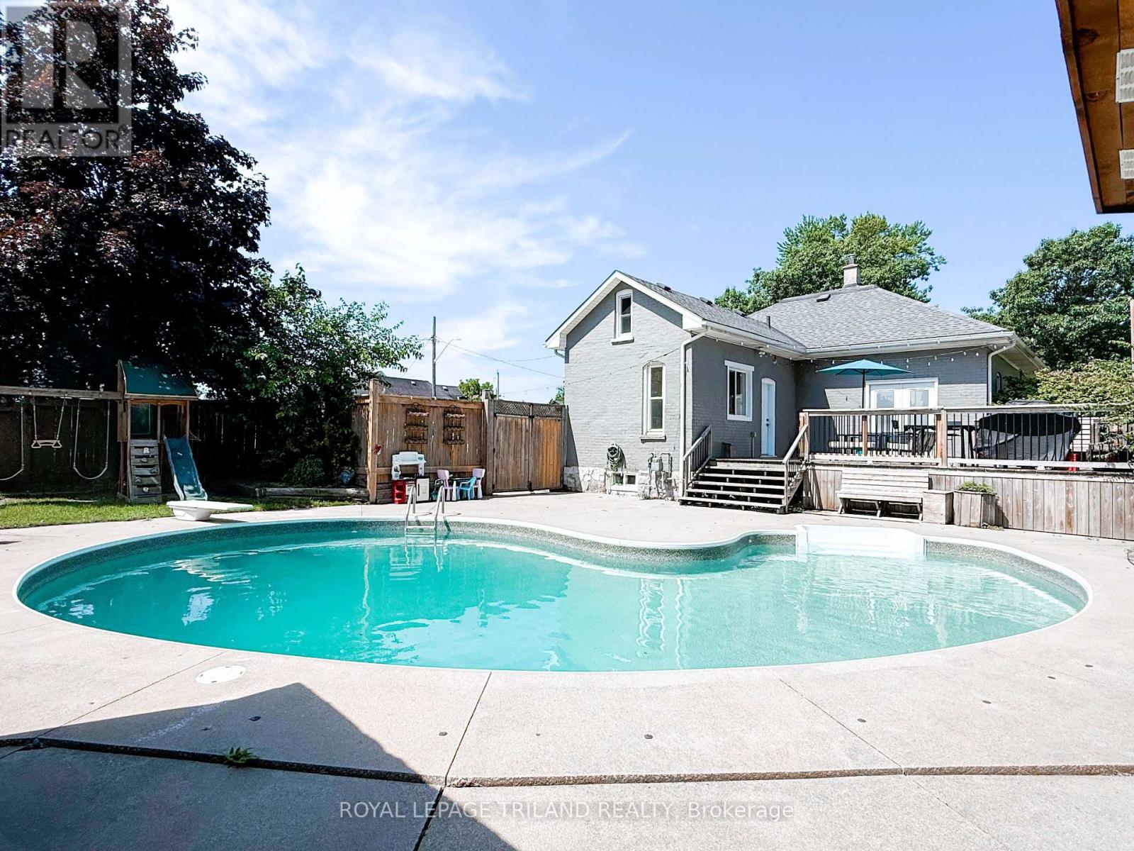 12 East Avenue, St. Thomas, Ontario  N5R 3S8 - Photo 24 - X13538430