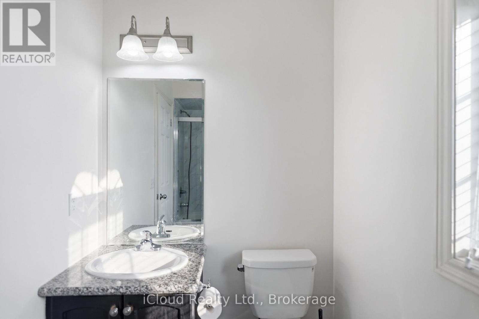 5 Leith Drive, Bradford West Gwillimbury, Ontario  L3Z 0G5 - Photo 23 - N13538216