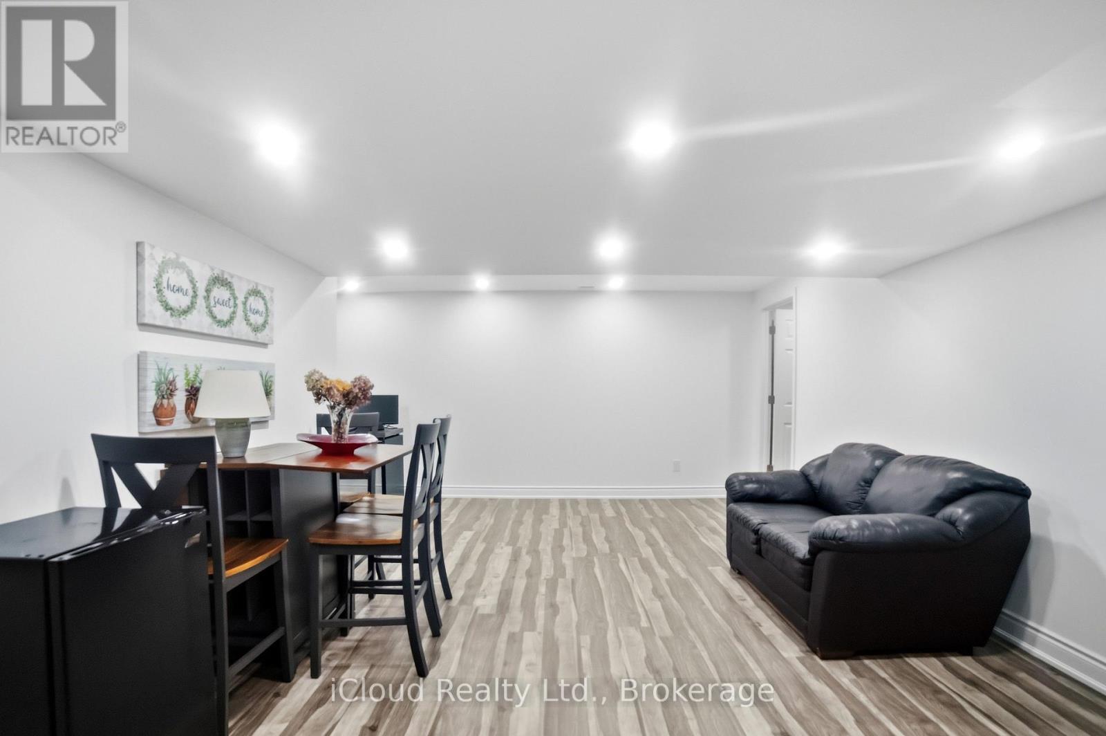 5 Leith Drive, Bradford West Gwillimbury, Ontario  L3Z 0G5 - Photo 36 - N13538216