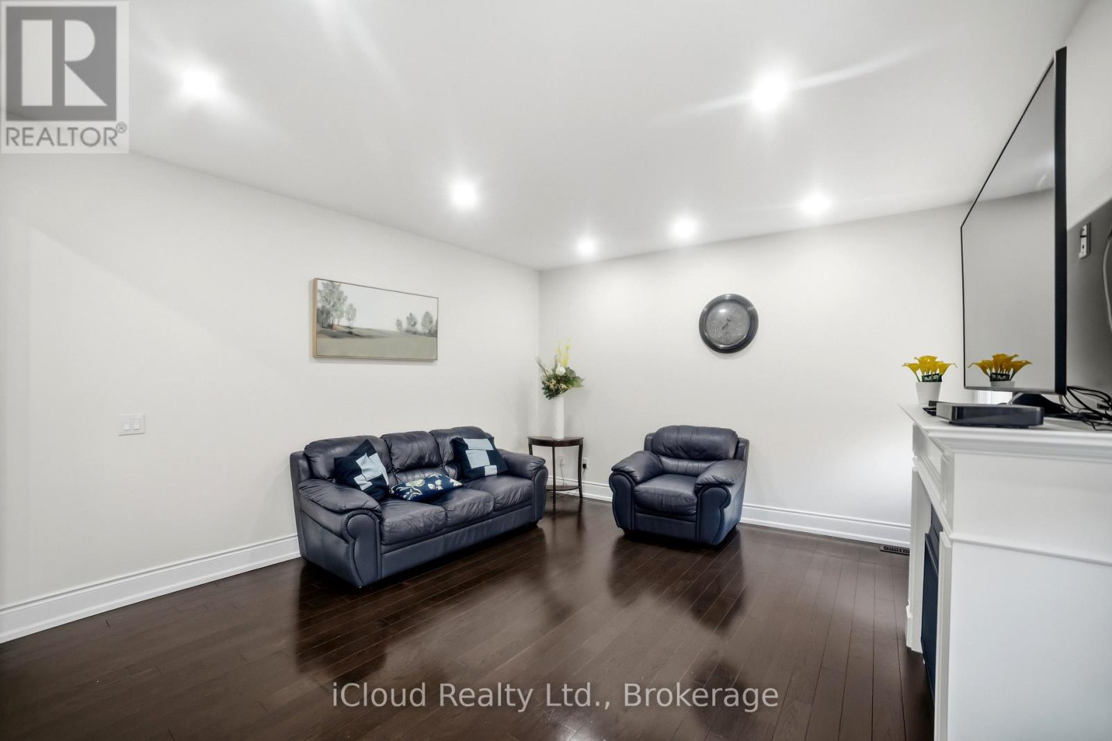 5 Leith Drive, Bradford West Gwillimbury, Ontario  L3Z 0G5 - Photo 9 - N13538216