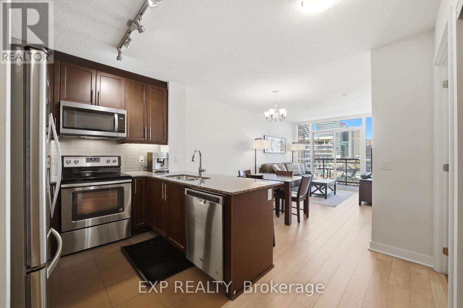 401 - 3975 Grand Park Drive, Mississauga, Ontario  L5B 0K4 - Photo 5 - W13538334