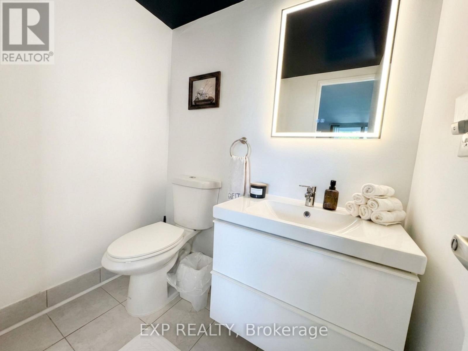 406 - 1100 Caven Street, Mississauga, Ontario  L5G 4N3 - Photo 12 - W13538348