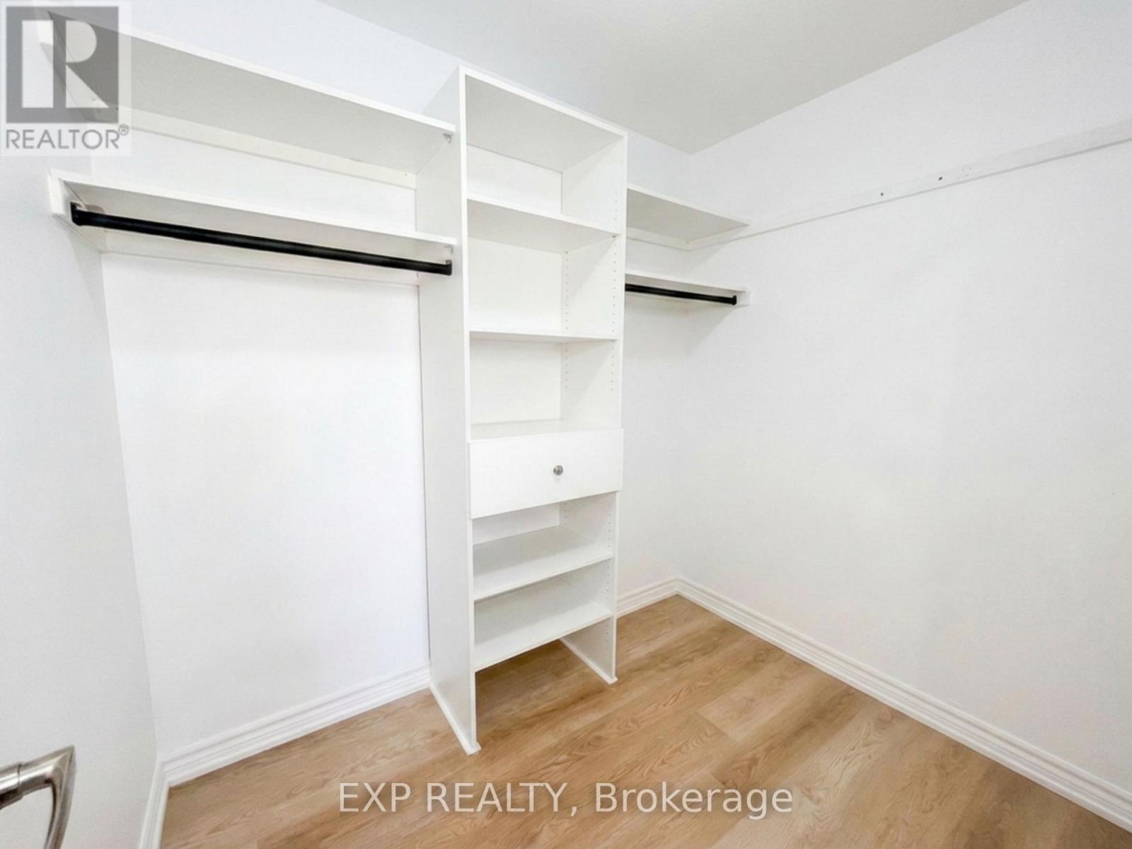 406 - 1100 Caven Street, Mississauga, Ontario  L5G 4N3 - Photo 13 - W13538348