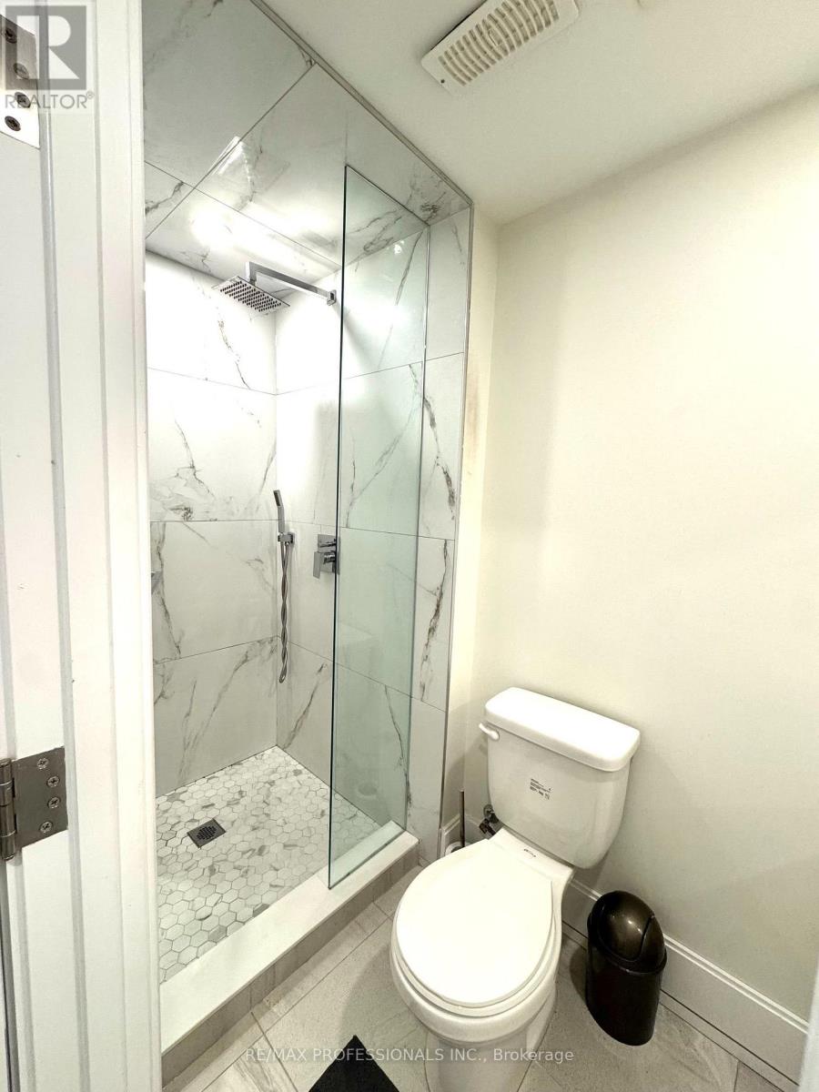 Bsmt - 36 Mitre Place, Toronto, Ontario M9R 3C4 - Photo 9 - W13538374