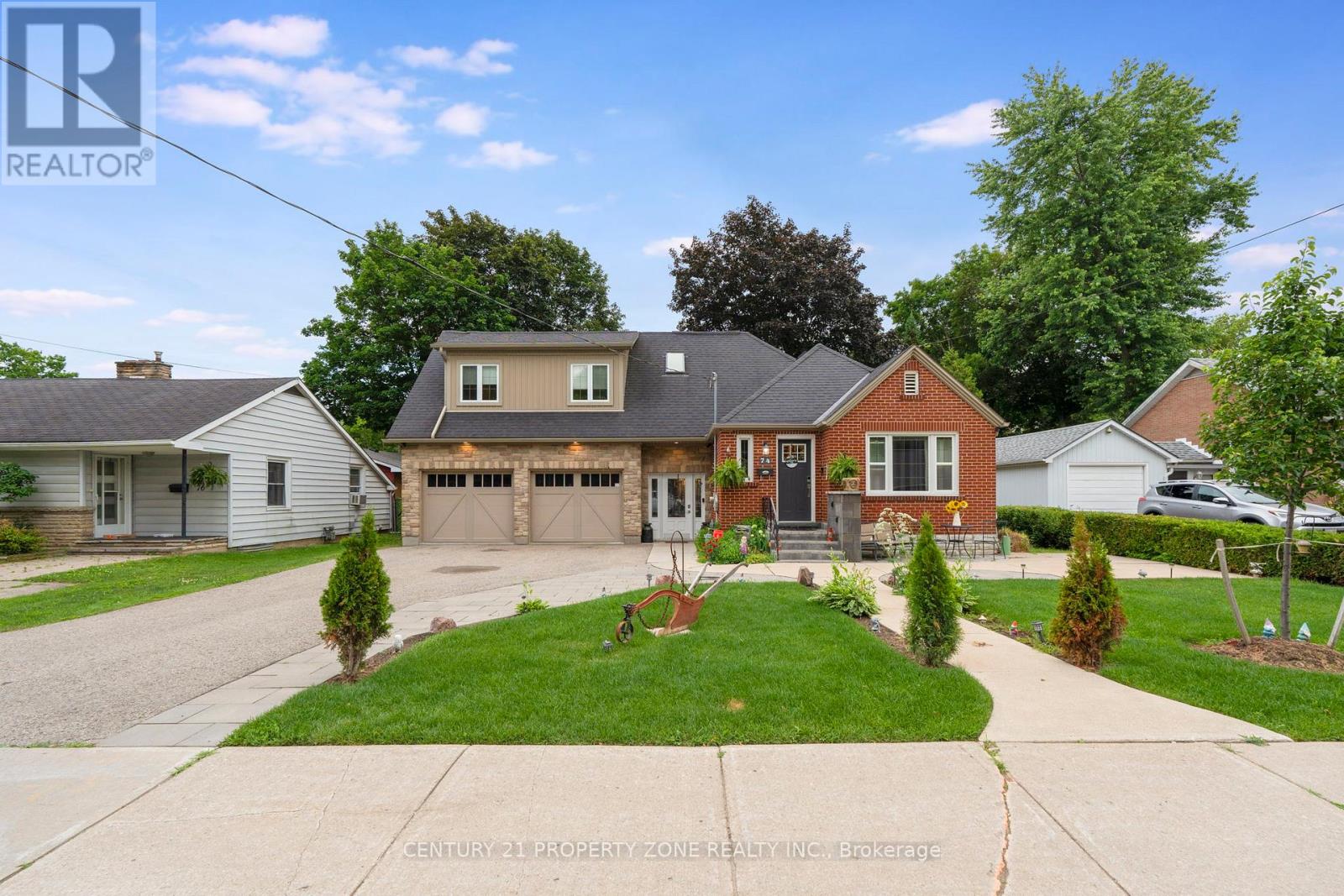 74 John Street, Orangeville, Ontario  L9W 2P8 - Photo 2 - W13538418