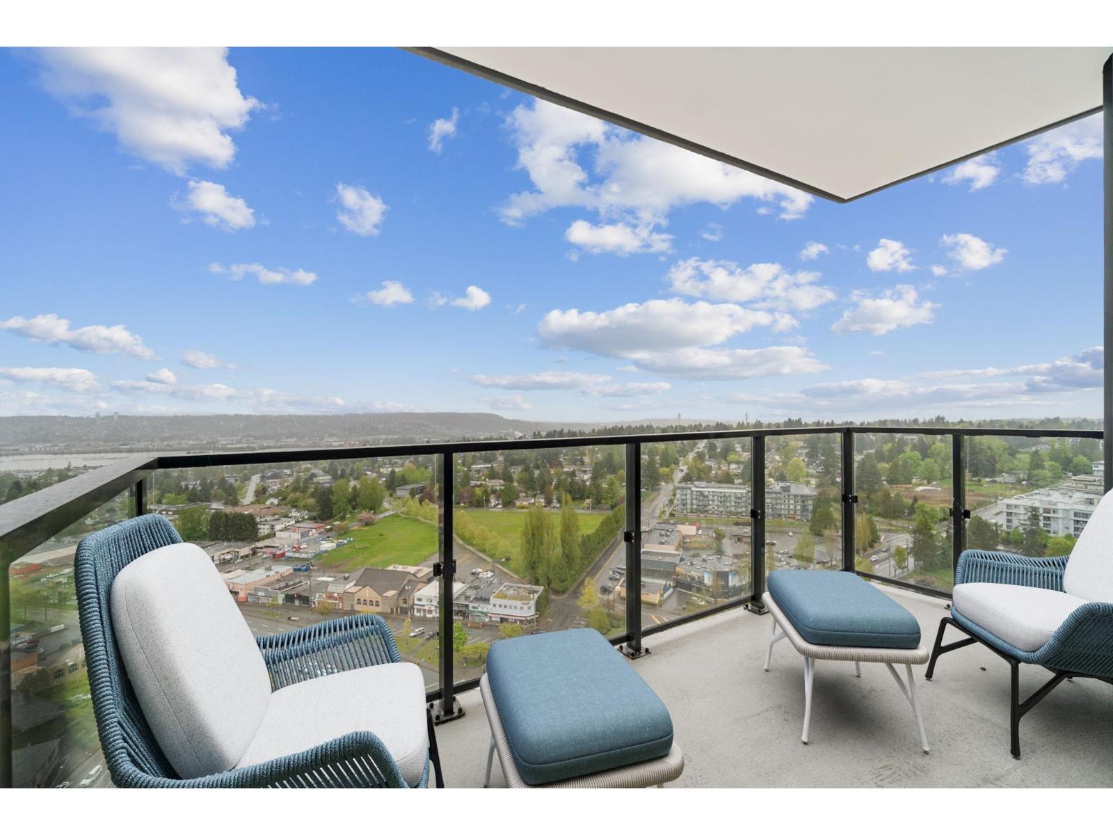 2302 10750 135a Street, Surrey, British Columbia  V3T 0V4 - Photo 4 - R3144019