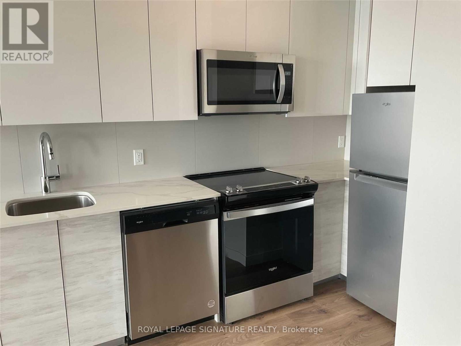 2811 - 60 Frederick Street, Kitchener, Ontario  N2H 0C7 - Photo 2 - X13538466
