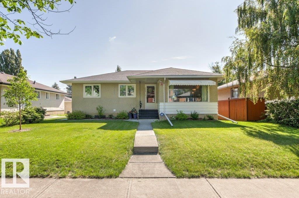 10235 74 St NW, Edmonton, Alberta  T6A 2Y2 - Photo 2 - E4497637