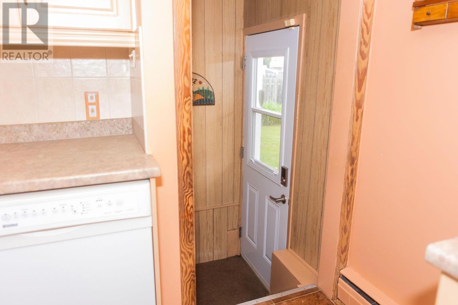 9 Paladin Ave, Sault Ste. Marie, Ontario P6B 3P7 - Photo 10 - SM261668