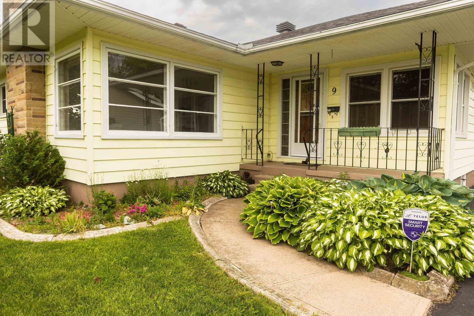 9 Paladin Ave, Sault Ste. Marie, Ontario P6B 3P7 - Photo 2 - SM261668