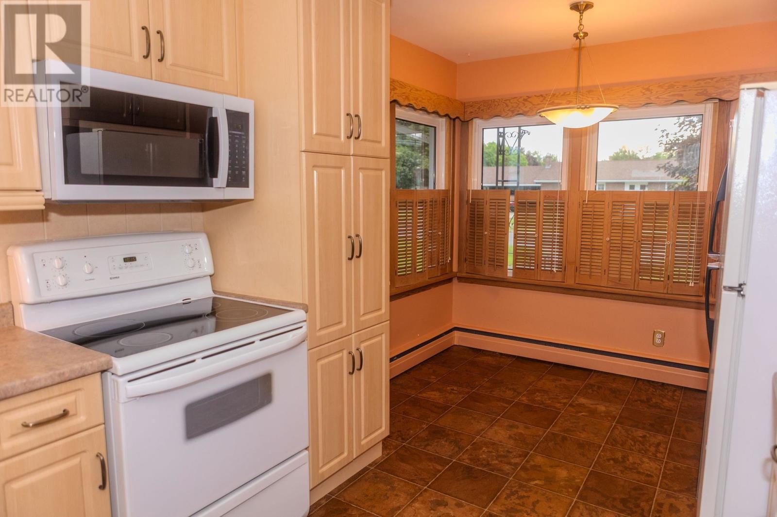 9 Paladin Ave, Sault Ste. Marie, Ontario P6B 3P7 - Photo 7 - SM261668