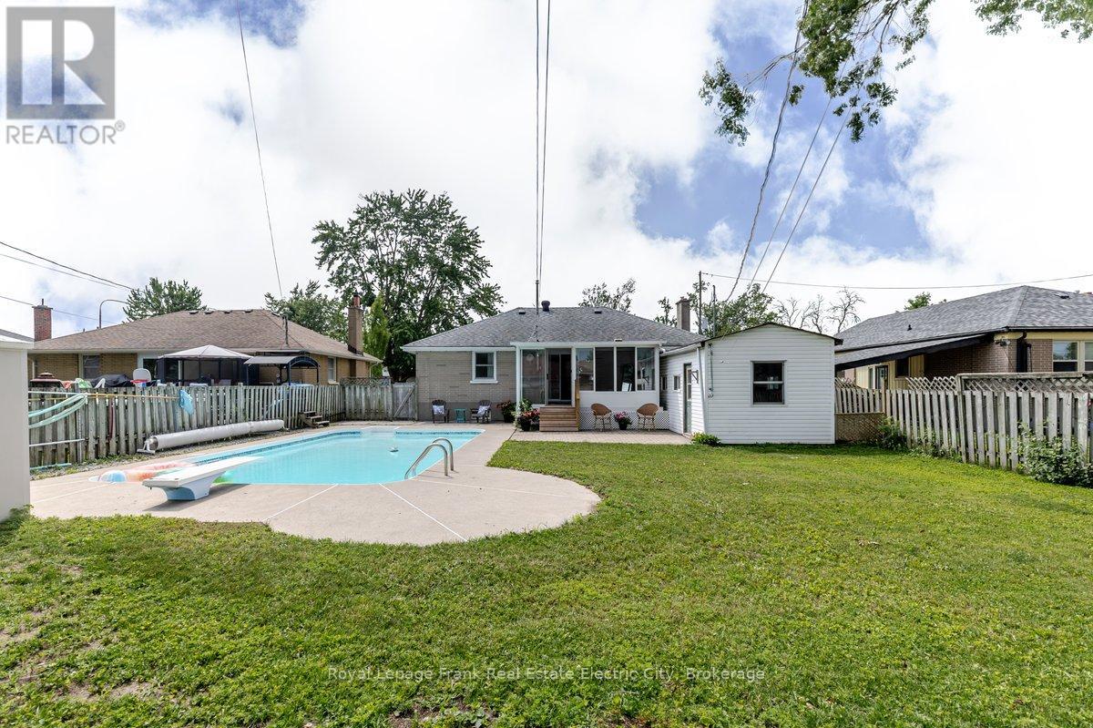 638 Crawford Drive, Peterborough, Ontario  K9J 3W7 - Photo 38 - X13532344
