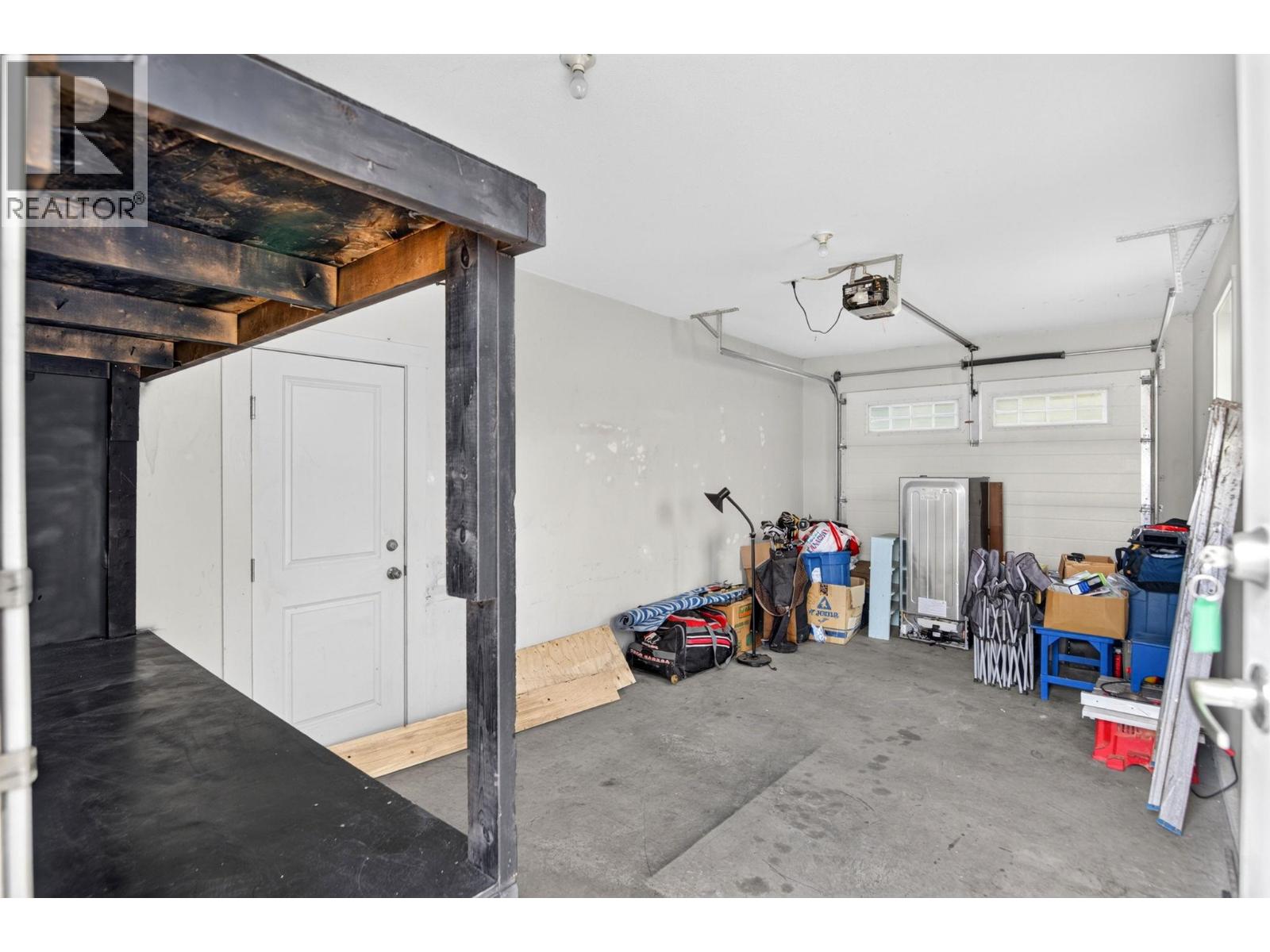 Listing image 52