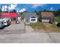 330 Ball Park CRES, Geraldton, Ontario