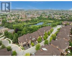 41 - 300 RAVINEVIEW WAY, Oakville, Ontario