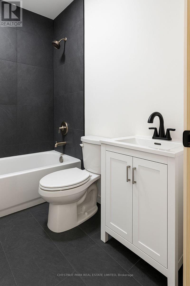 13 - 1695 Bathurst Street, Toronto, Ontario  M5P 3K2 - Photo 4 - C13538066