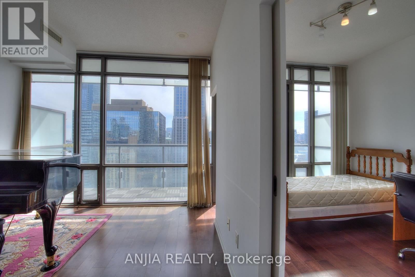 3104 - 38 Grenville Street, Toronto, Ontario  M4Y 1A5 - Photo 8 - C13498724
