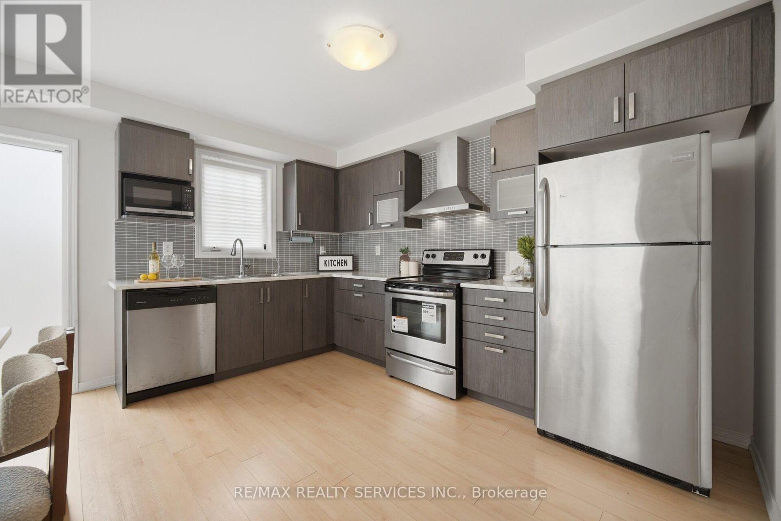 144 Baffin Crescent, Brampton, Ontario  L7A 4K9 - Photo 20 - W13537780