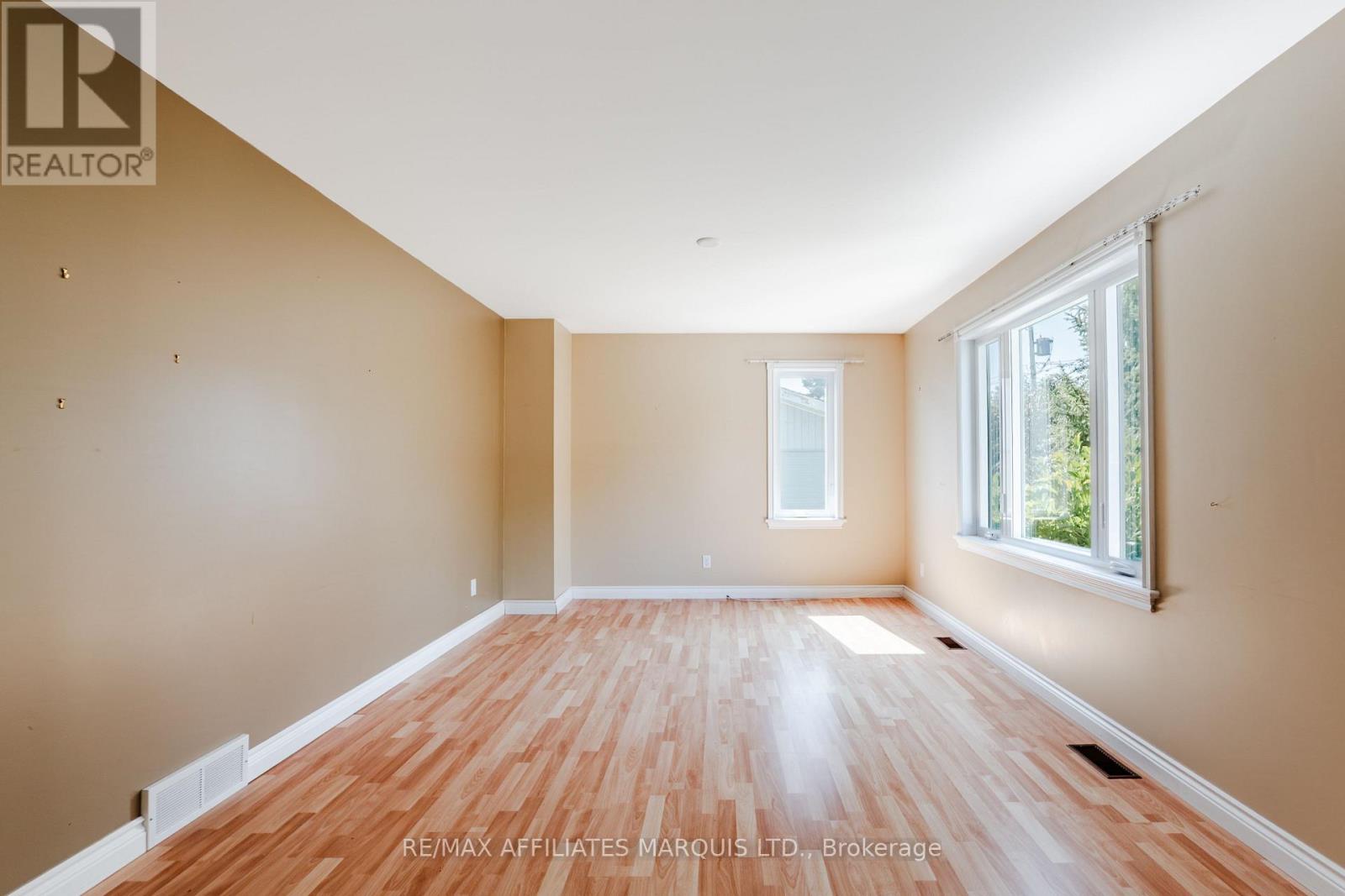 24 Nelson Street, North Stormont, Ontario  K0C 1K0 - Photo 12 - X13538534