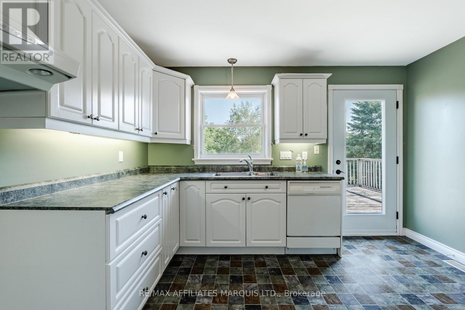 24 Nelson Street, North Stormont, Ontario  K0C 1K0 - Photo 17 - X13538534