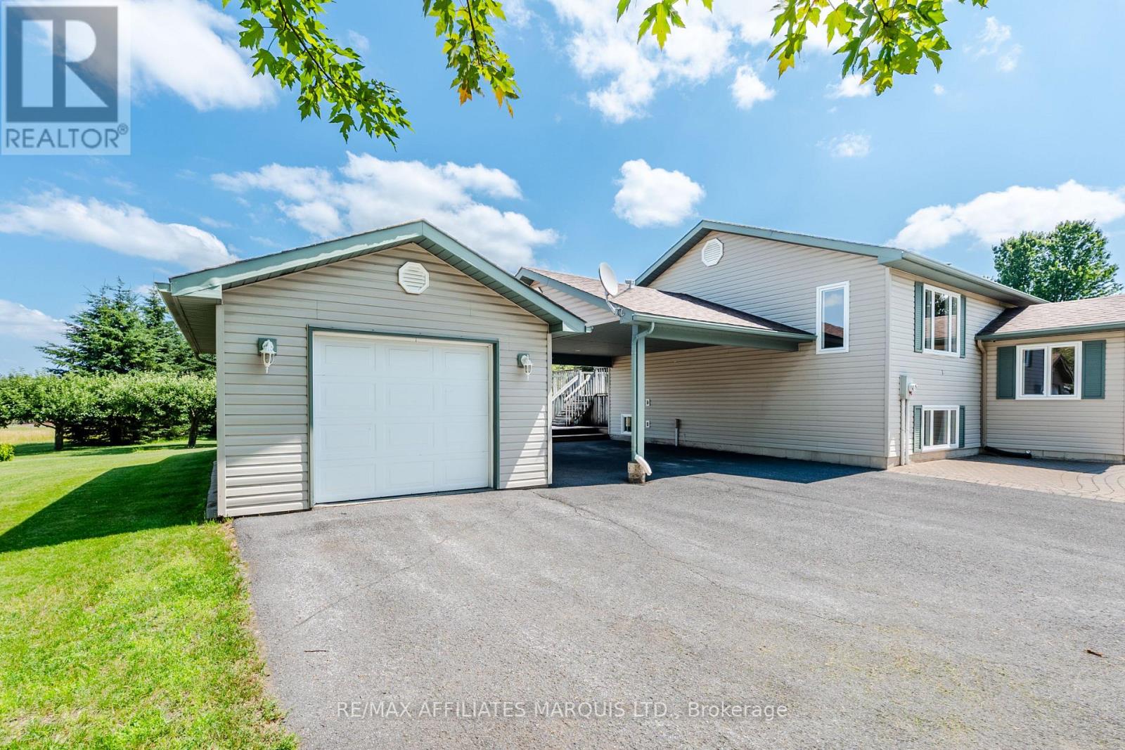 24 Nelson Street, North Stormont, Ontario  K0C 1K0 - Photo 3 - X13538534