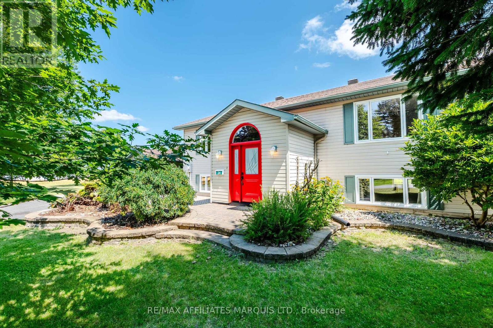 24 Nelson Street, North Stormont, Ontario  K0C 1K0 - Photo 4 - X13538534
