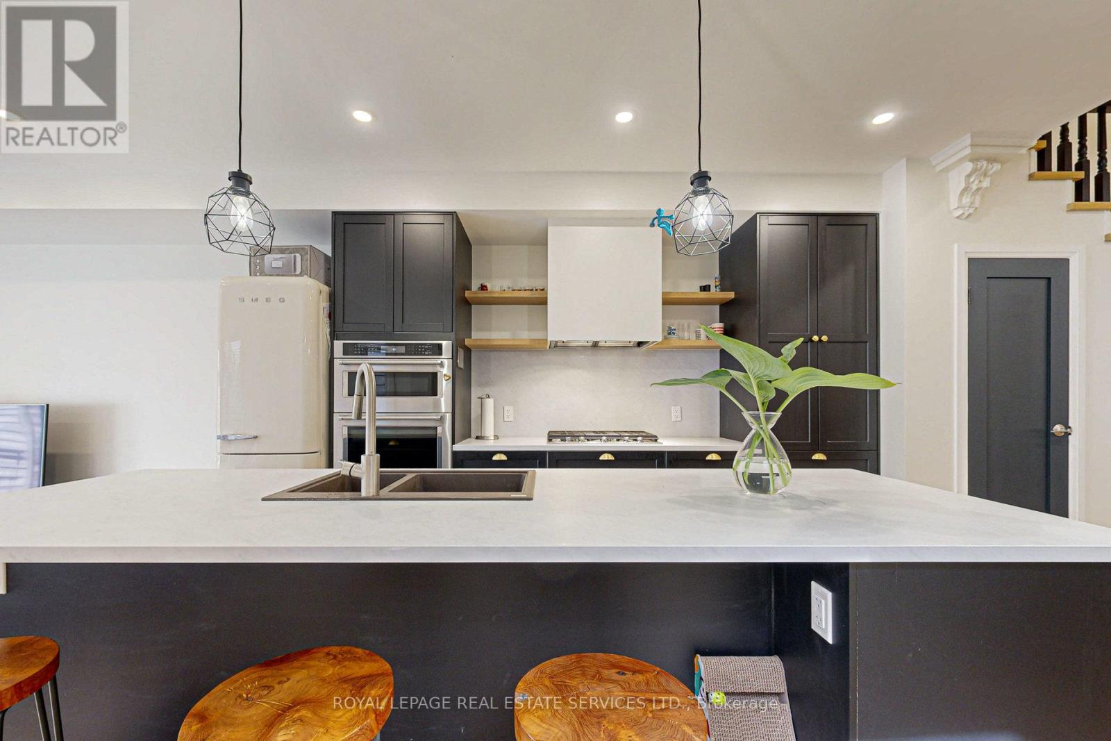81 Major Street, Toronto, Ontario  M6S 2K9 - Photo 15 - C13538518