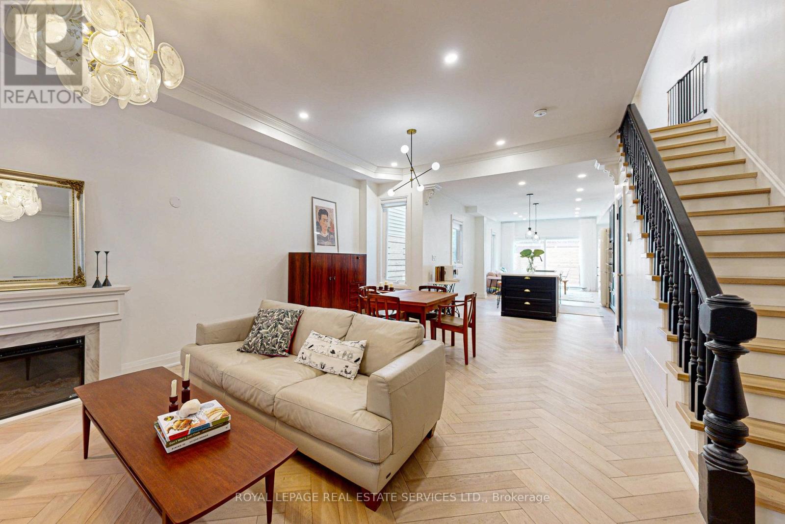 81 Major Street, Toronto, Ontario  M6S 2K9 - Photo 9 - C13538518