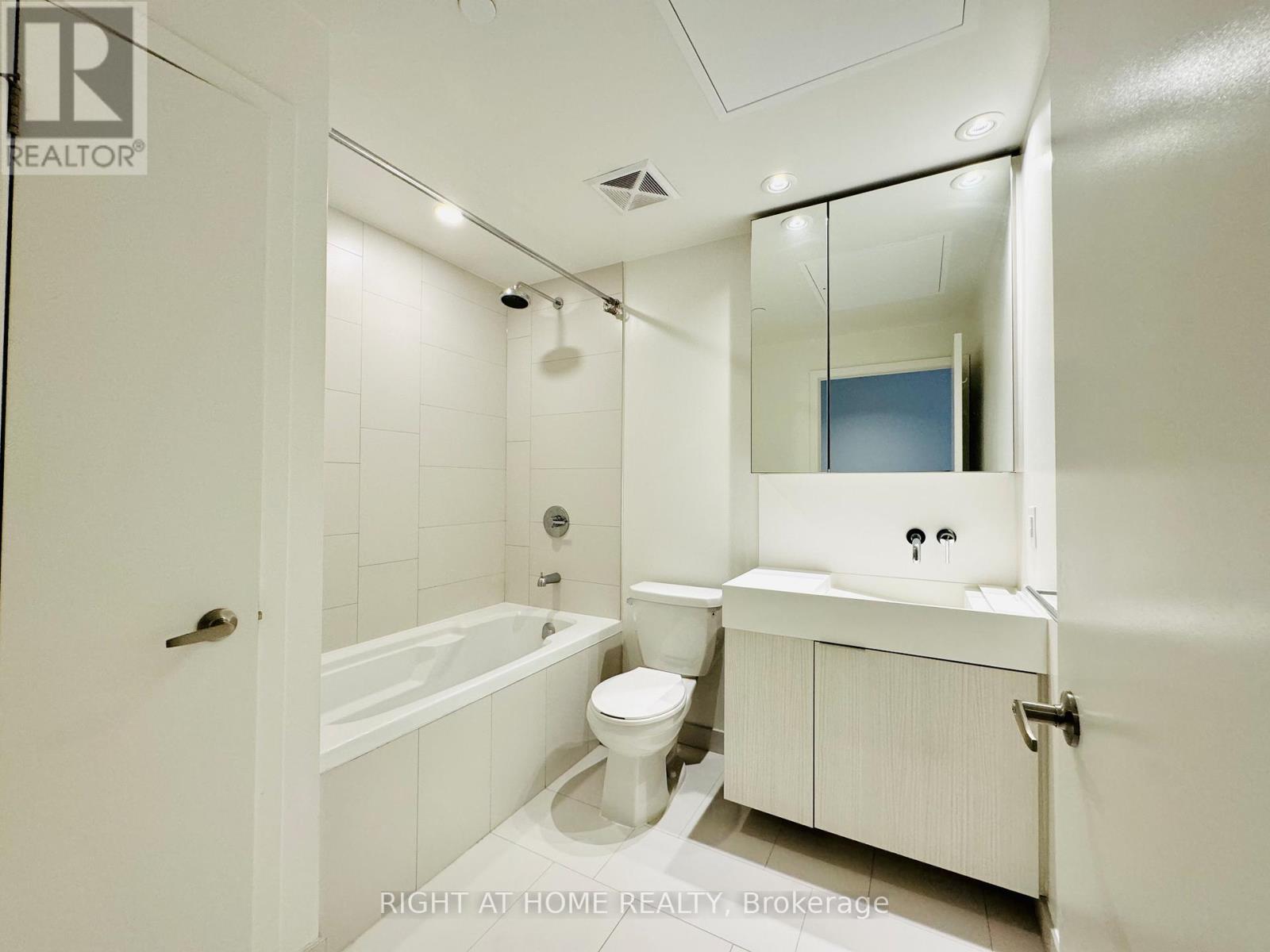 404 - 20 Richardson Street, Toronto, Ontario  M5A 4J9 - Photo 10 - C13538660