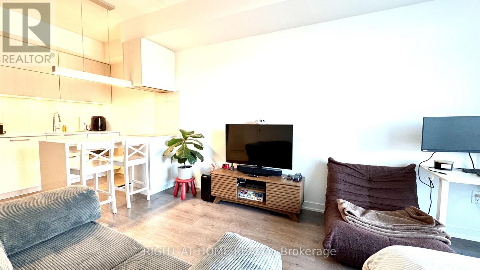 404 - 20 Richardson Street, Toronto, Ontario  M5A 4J9 - Photo 4 - C13538660