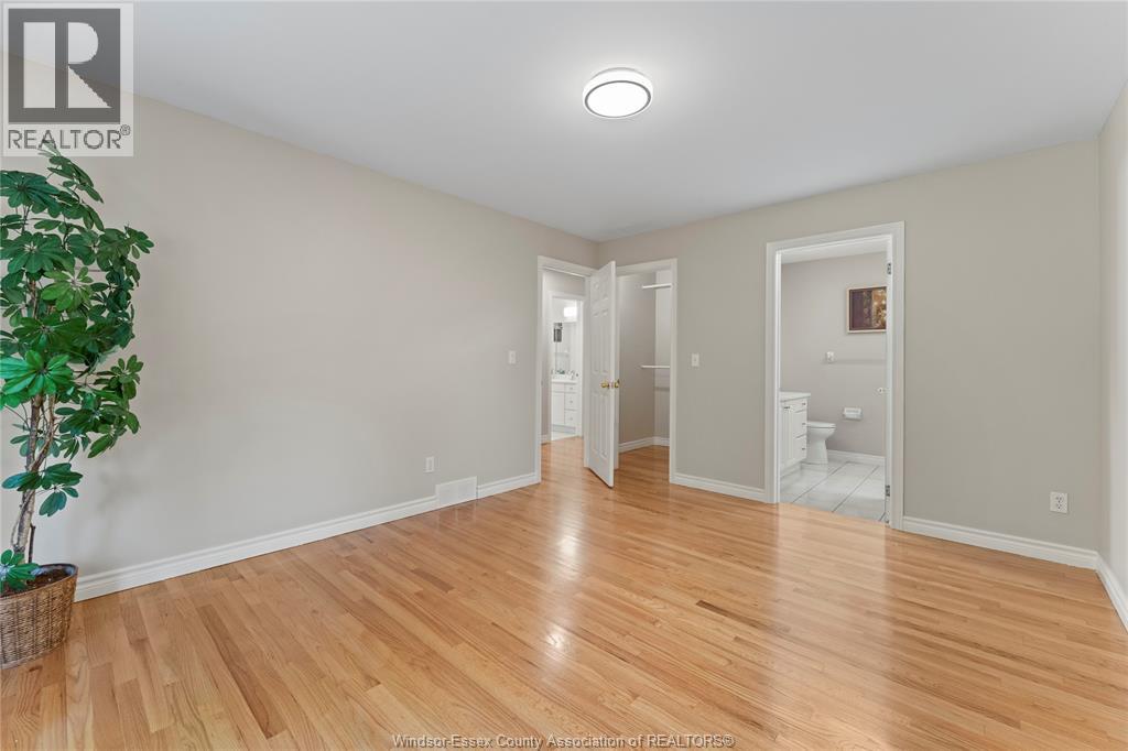 660 Caruso, Windsor, Ontario N9G 2M6 - Photo 25 - 26016381