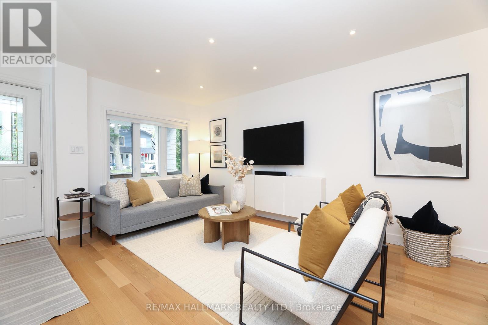 339 Scarborough Road, Toronto, Ontario  M4E 3M9 - Photo 10 - E13538550