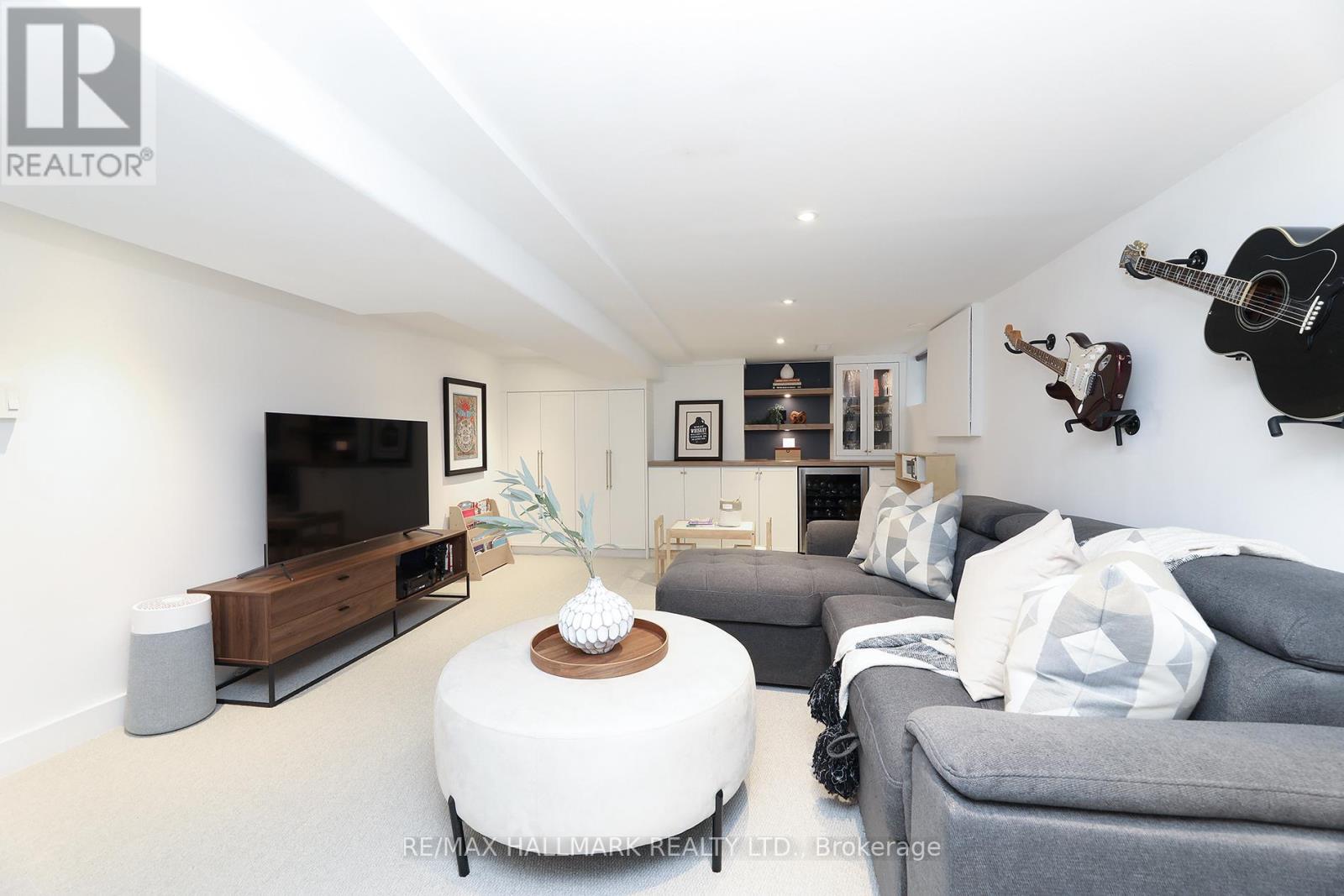 339 Scarborough Road, Toronto, Ontario  M4E 3M9 - Photo 39 - E13538550