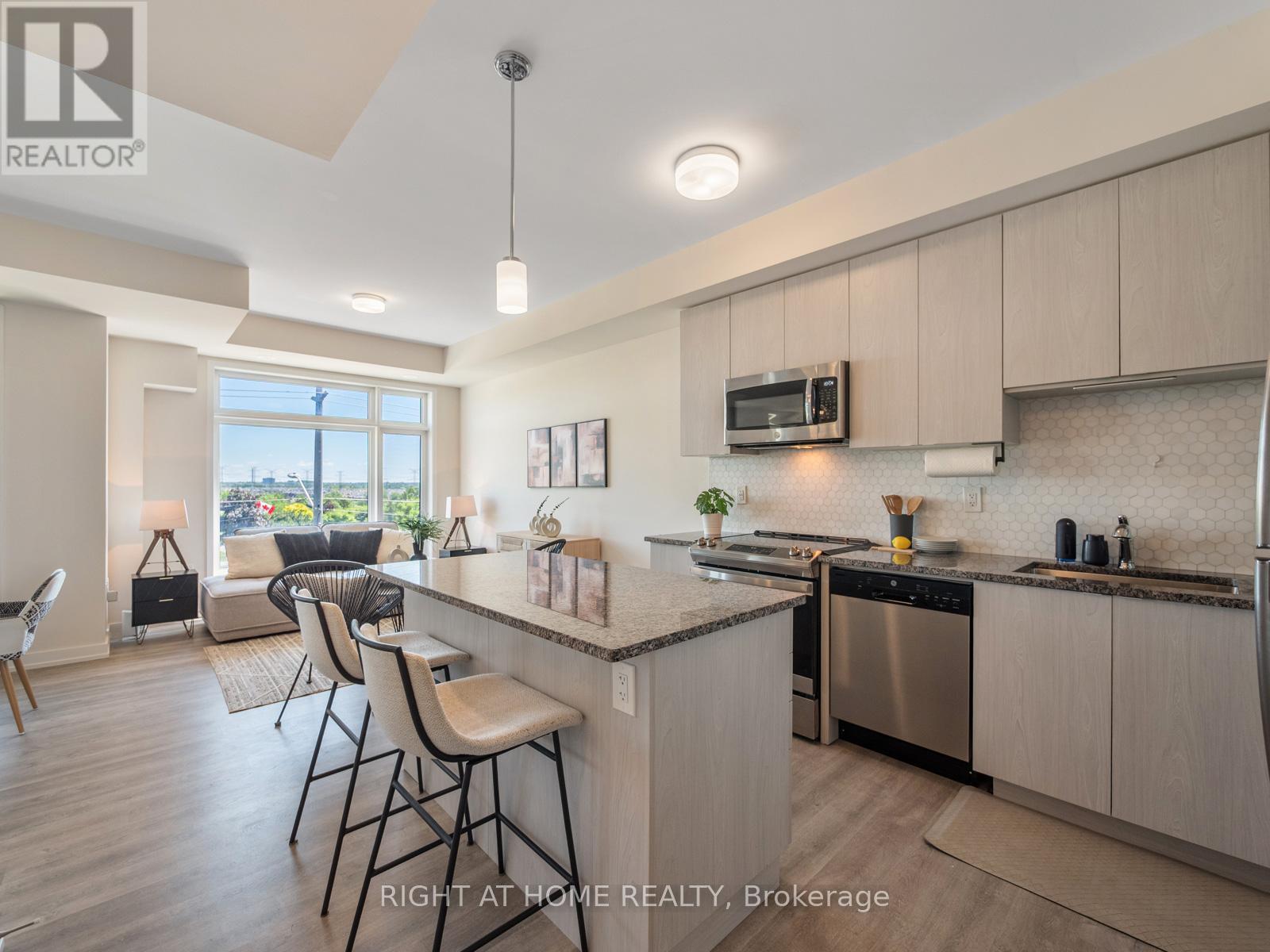 403 - 2550 Castlegate Crossing, Pickering, Ontario L1X 0H6 - Photo 6 - E13538700