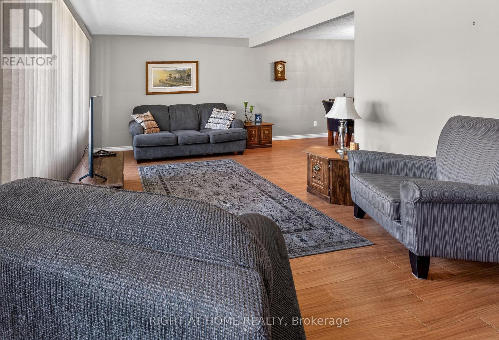 49 Locke Avenue, St. Thomas, Ontario  N5P 3Y4 - Photo 8 - X13538740