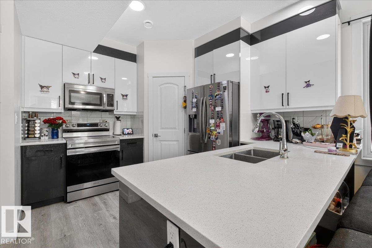 #1 11616 82 ST NW