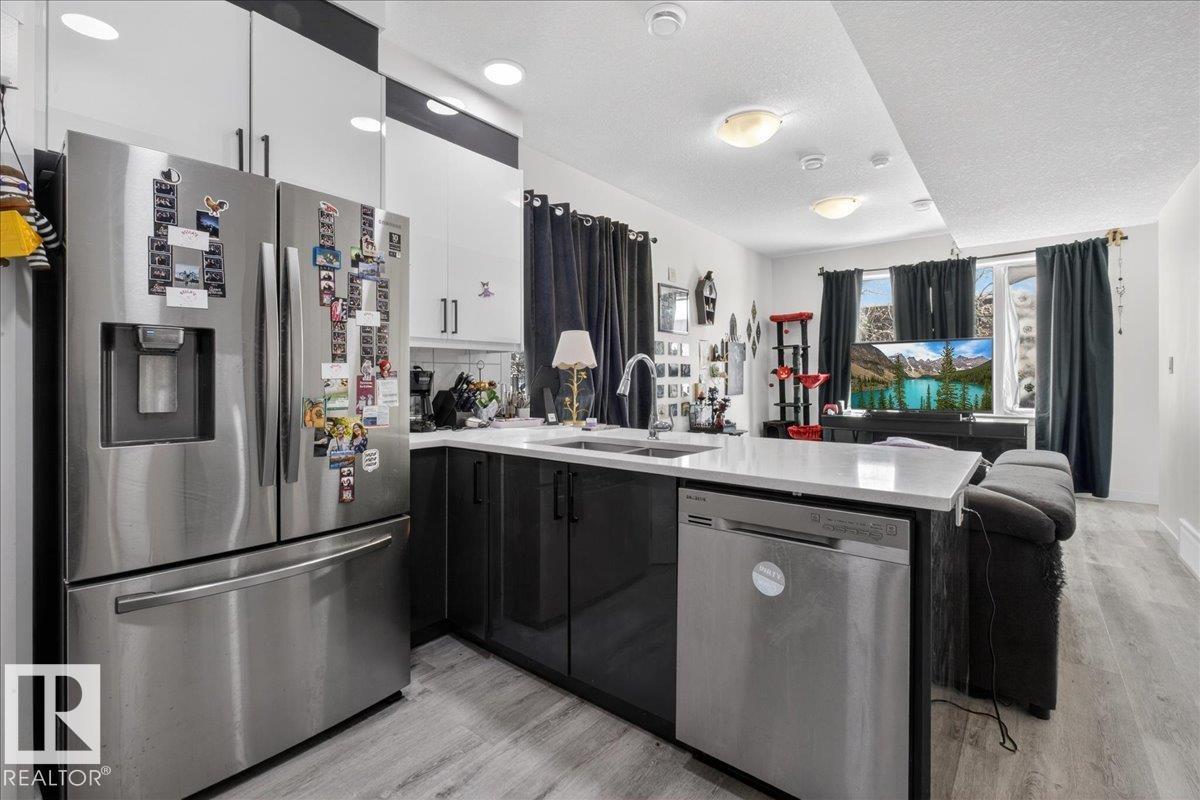 #1 11616 82 ST NW