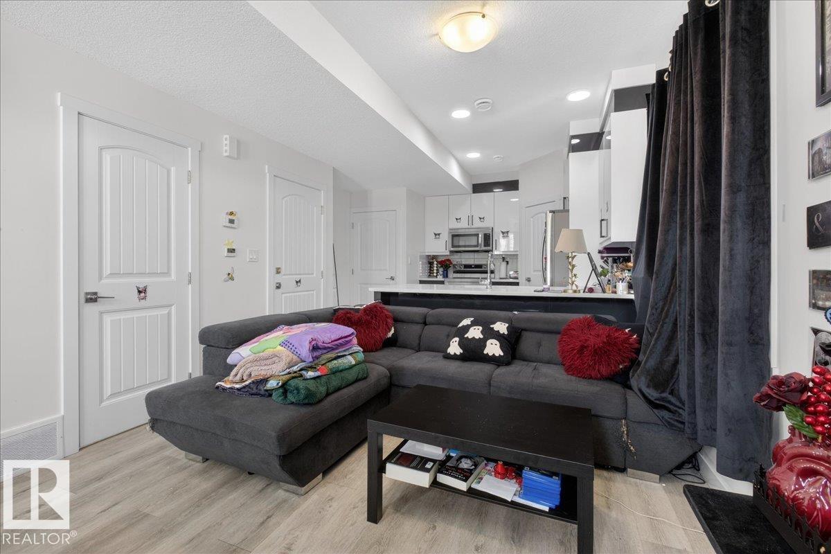 #1 11616 82 ST NW