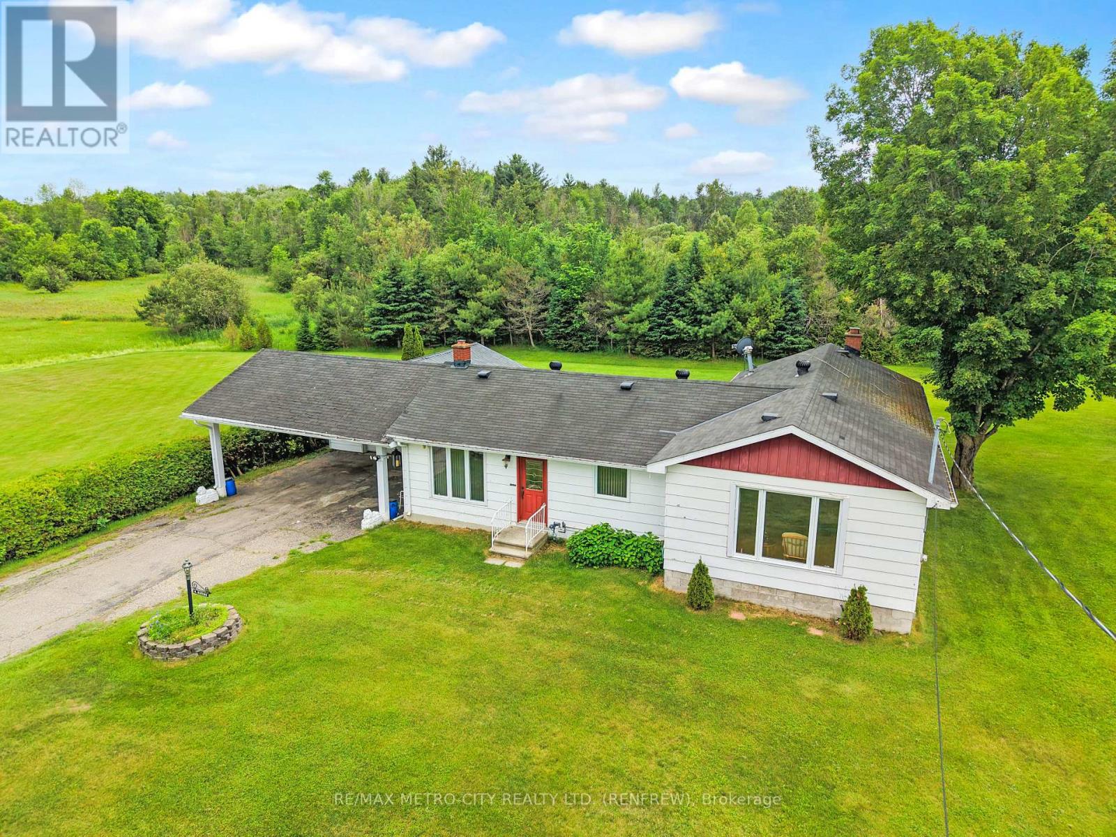 1247 Haley Road, Whitewater Region, Ontario  K0J 1Y0 - Photo 3 - X13538652