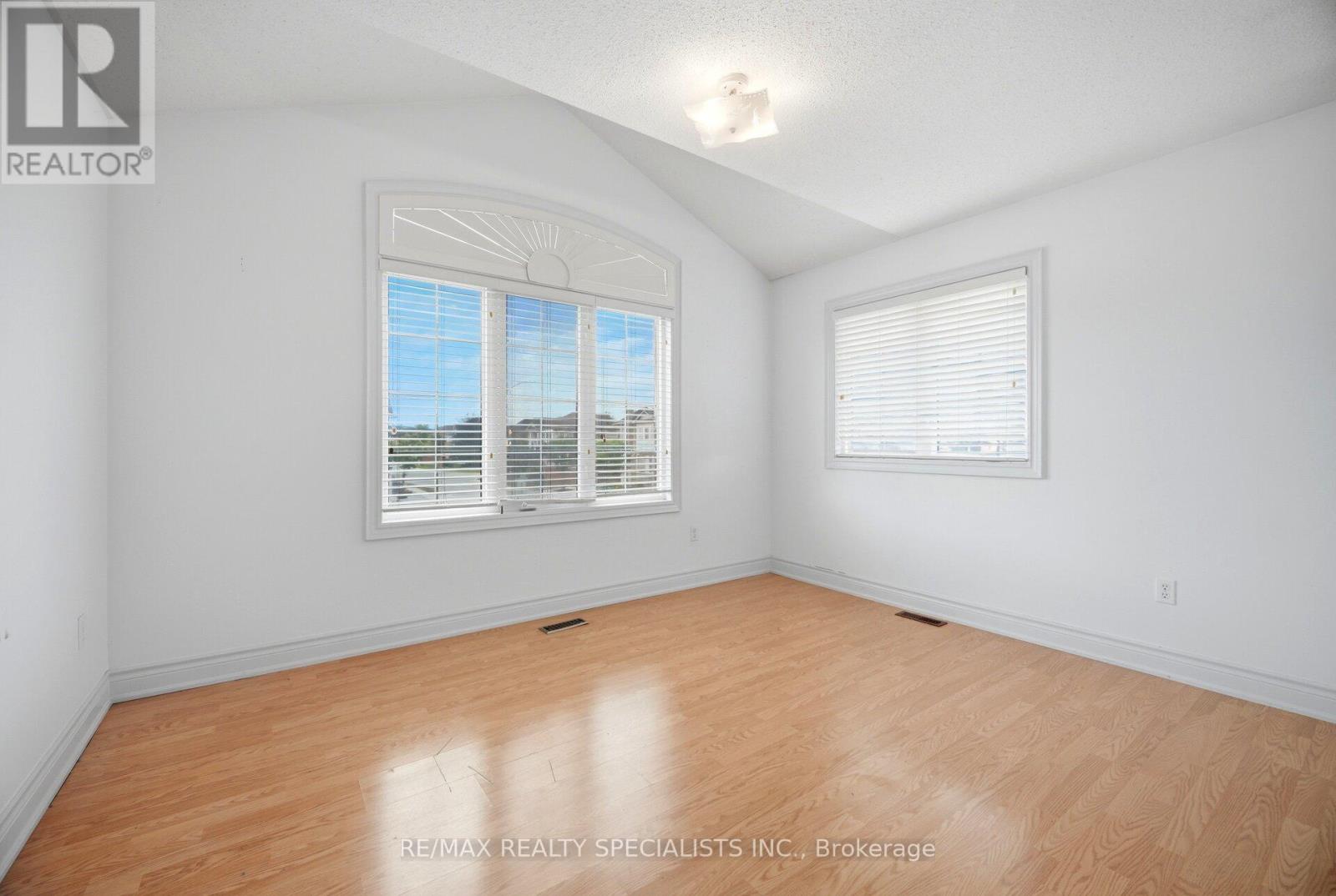 257 St. Francis Avenue, Vaughan, Ontario  L4H 3E7 - Photo 32 - N13538500