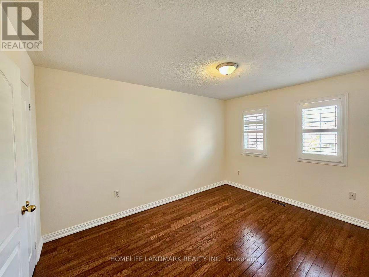 56 Briarcrest Drive, Markham, Ontario  L6C 3E7 - Photo 8 - N13538620