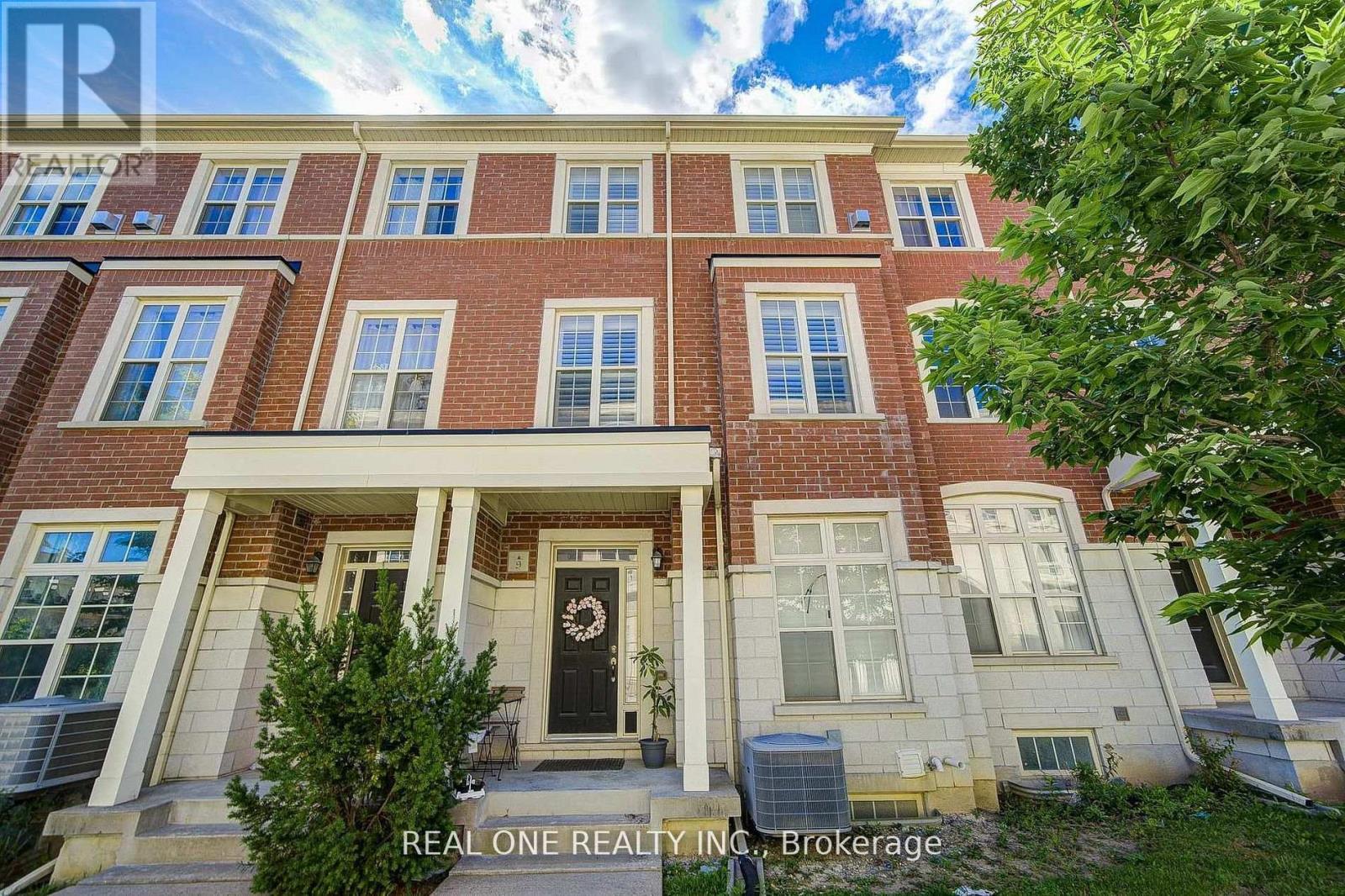 Upper - 9 Ruskov Lane, Markham, Ontario  L6C 0N9 - Photo 1 - N13538760