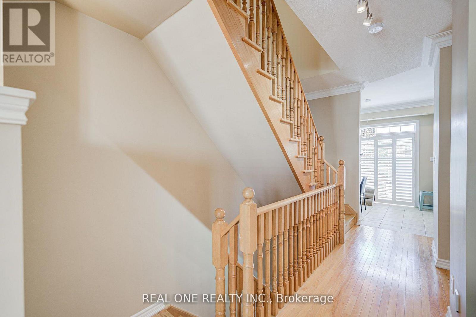 Upper - 9 Ruskov Lane, Markham, Ontario  L6C 0N9 - Photo 16 - N13538760