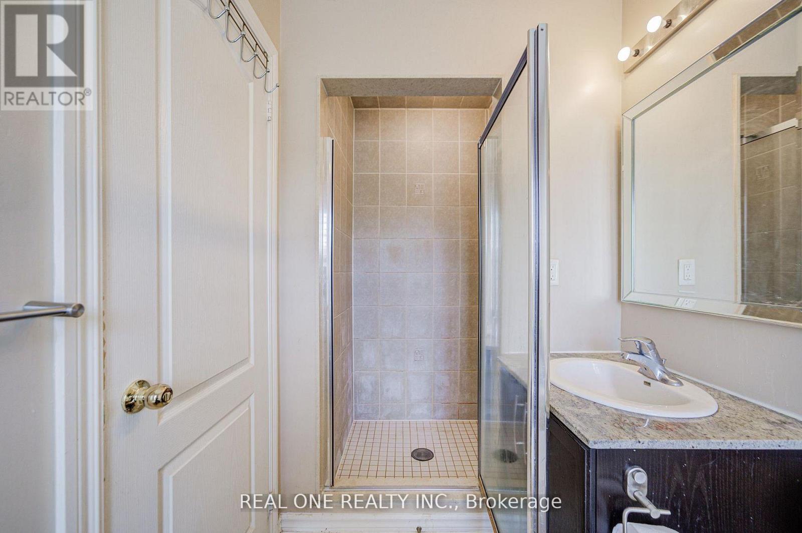 Upper - 9 Ruskov Lane, Markham, Ontario  L6C 0N9 - Photo 20 - N13538760
