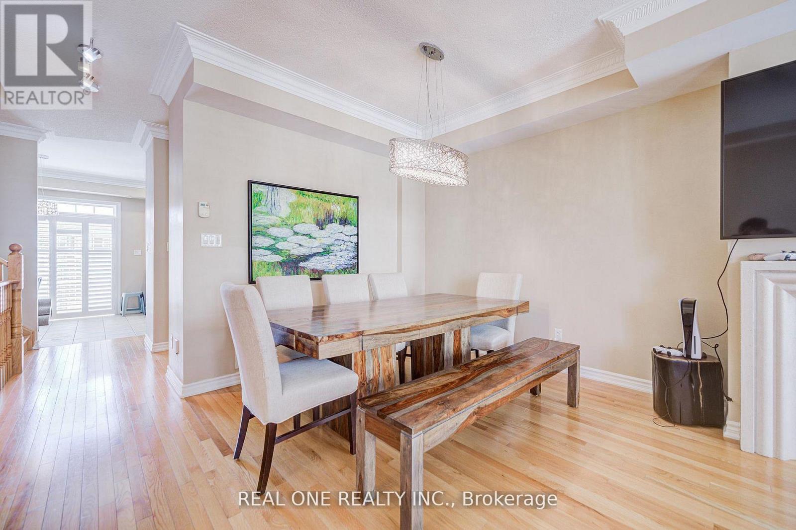Upper - 9 Ruskov Lane, Markham, Ontario  L6C 0N9 - Photo 7 - N13538760
