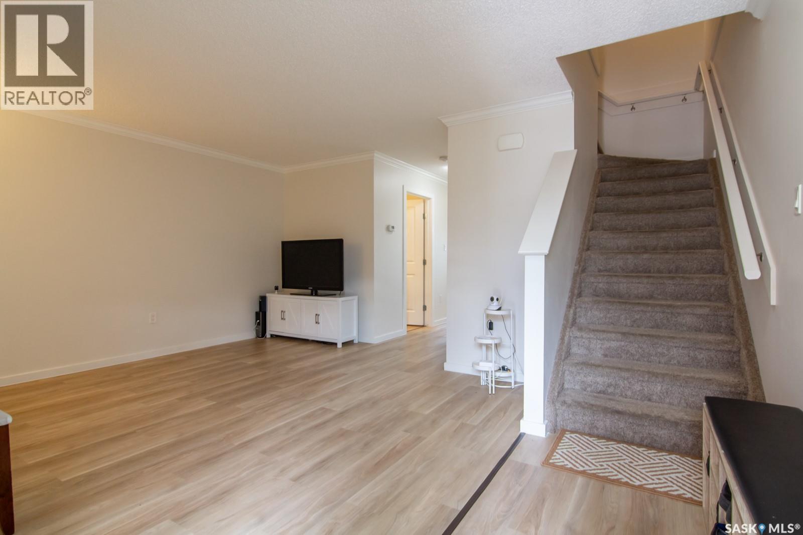 16 202 Mckague Crescent, Saskatoon, Saskatchewan  S7R 0L8 - Photo 7 - SK041859
