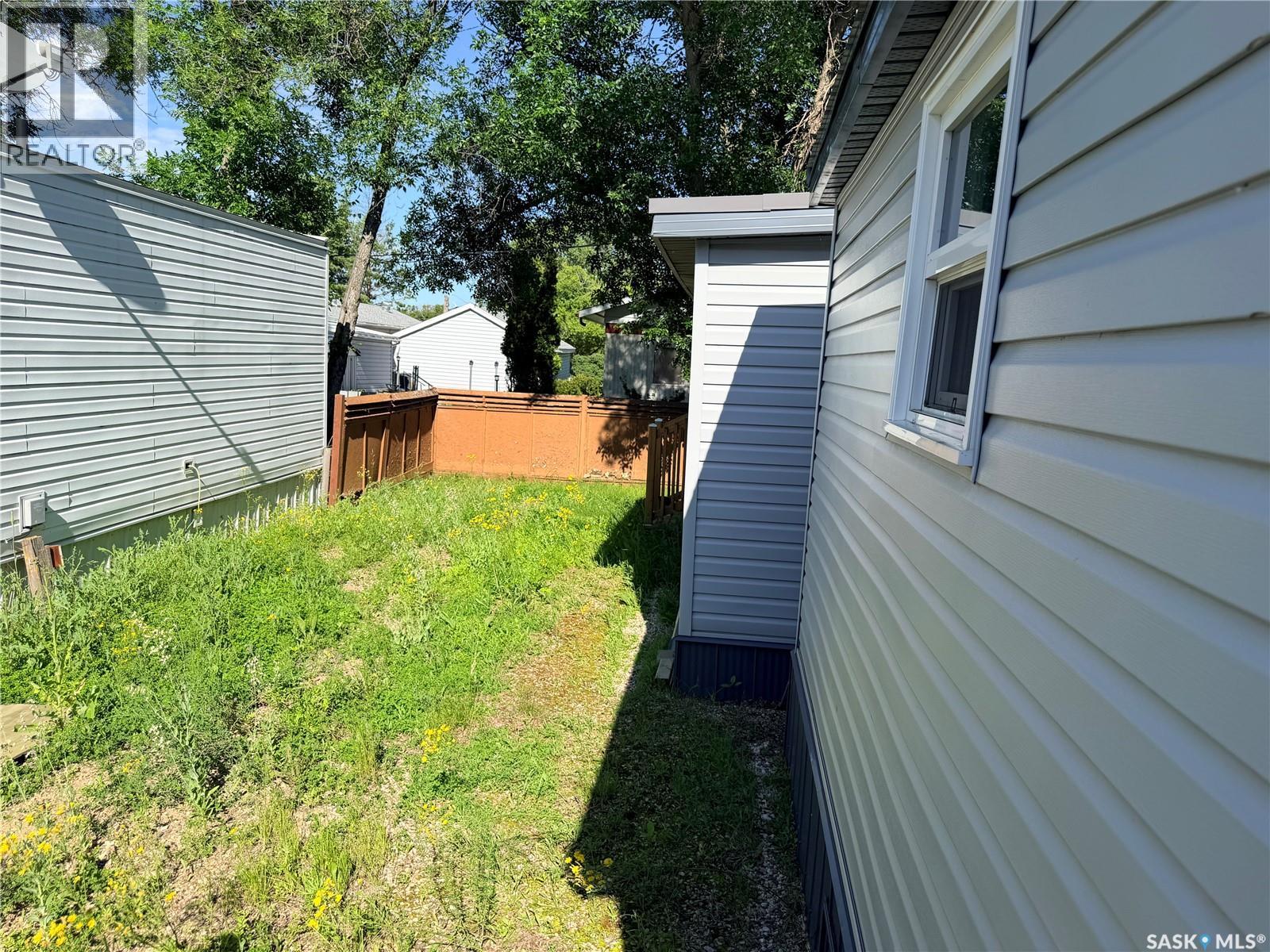25 Sunrise Estates, Assiniboia, Saskatchewan  S0H 0B0 - Photo 21 - SK041686