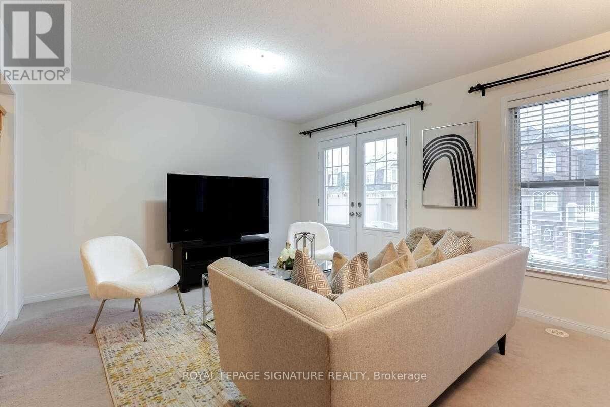 926 Nadalin Heights, Milton, Ontario  L9T 8R2 - Photo 10 - W13538504