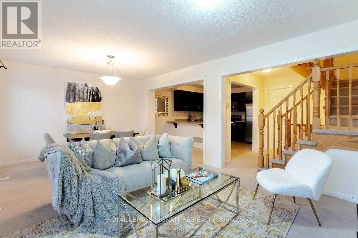 926 Nadalin Heights, Milton, Ontario  L9T 8R2 - Photo 6 - W13538504
